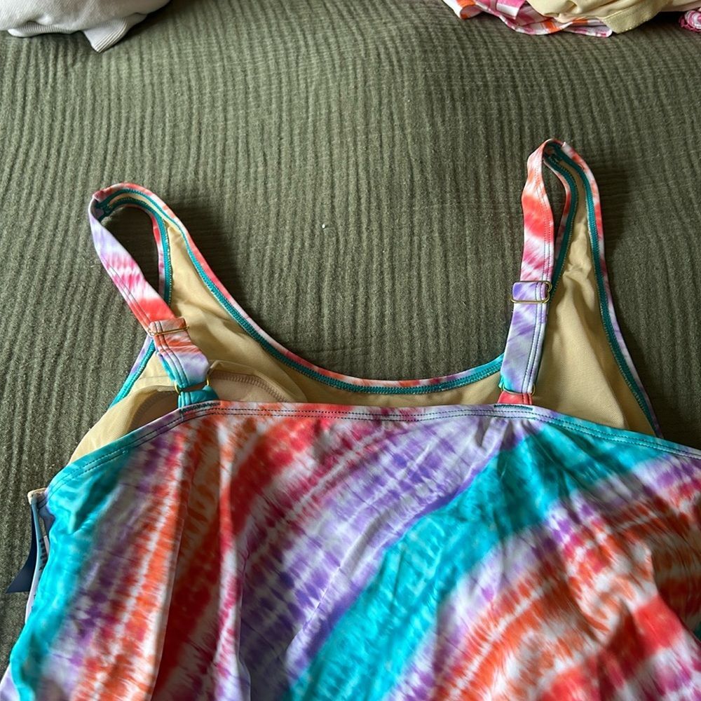 Swimsuits for all X Kim Gravel Tie dye top and greenTankini Set - Picture 6 of 7